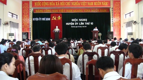 Hội nghị Huyện ủy lần thứ 10